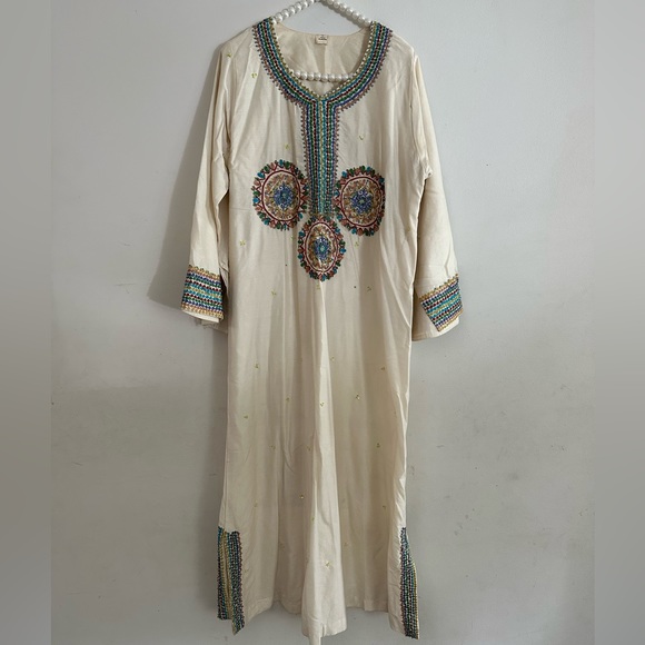 Embellished Kaftan - Picture 1 of 8